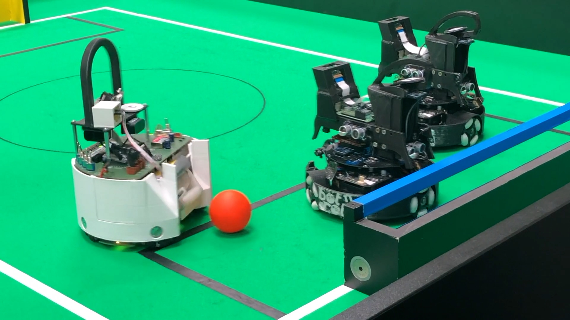 Vorschaubild Video Robotik-AG auf der Seite Tag der offenen Tuer